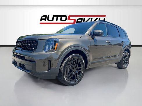 Used 2025 Kia Telluride EX X-Line AWD/4WD image 3
