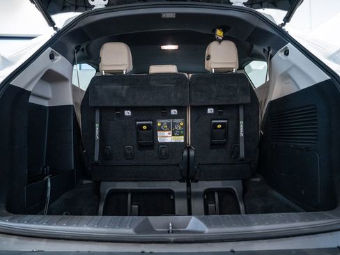 Certified 2021 Toyota Sienna XLE image 39
