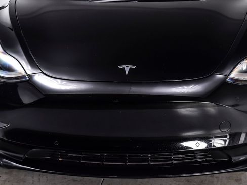 Used 2021 Tesla Model 3 Standard Range Plus RWD image 9