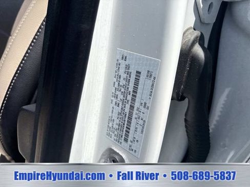 Used 2021 Ford Escape SEL w/ Technology Package AWD/4WD image 21
