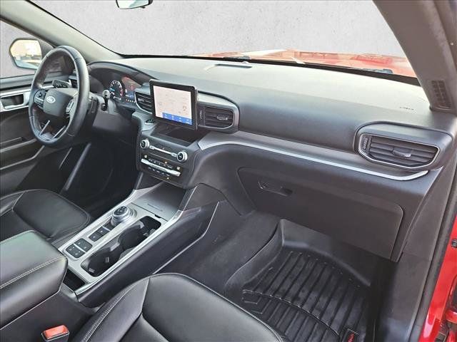 Used 2020 Ford Explorer XLT w/ Equipment Group 202A RWD image 23