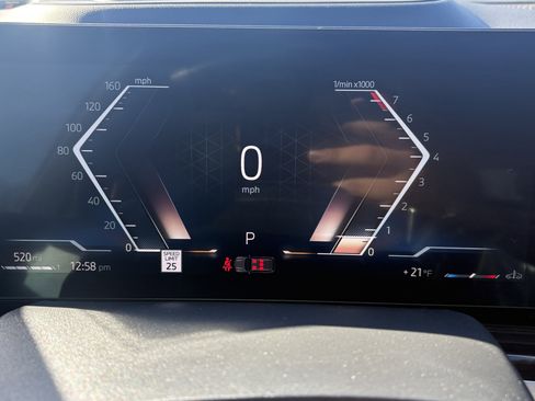 Used 2024 BMW X5 xDrive40i image 21