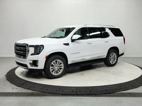 Used 2024 GMC Yukon SLT RWD image 4