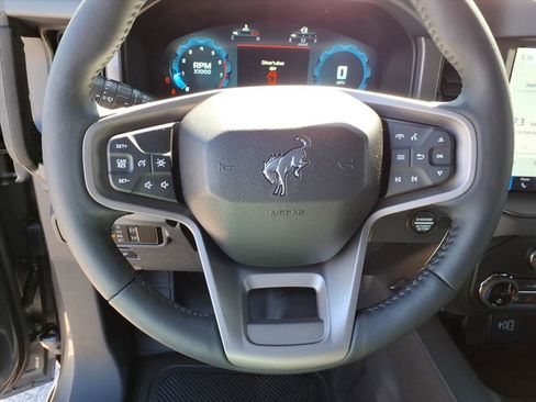 New 2026 Ford Bronco Badlands image 16