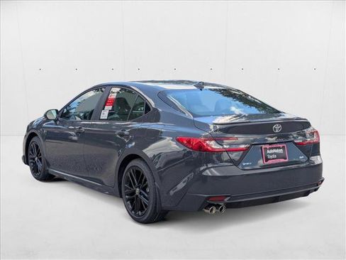New 2025 Toyota Camry SE image 8