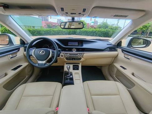 Used 2014 Lexus ES 350 FWD image 27