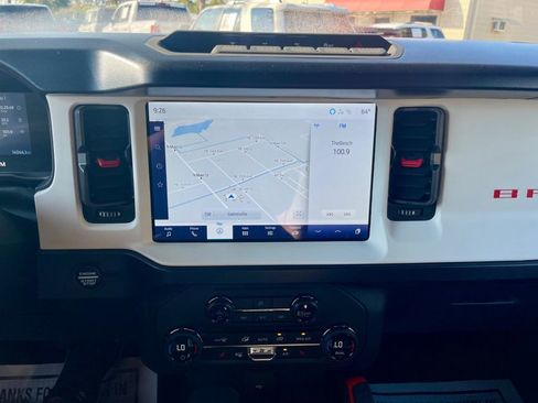 Used 2024 Ford Bronco Heritage Edition image 16