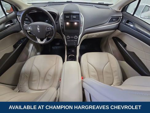 Used 2018 Lincoln MKC Reserve w/ Lincoln MKC Climate Package image 27