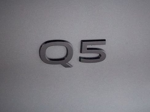 Used 2025 Audi Q5 Prestige AWD/4WD image 42