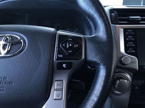 Certified 2024 Toyota 4Runner SR5 Premium image 31