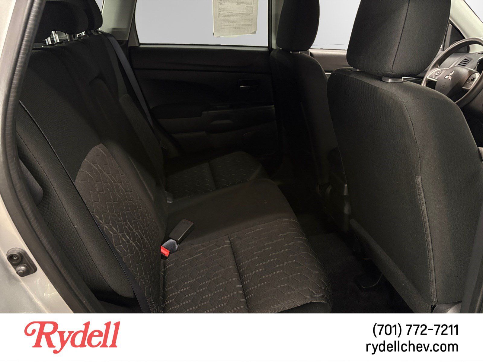Used 2024 Mitsubishi Outlander Sport ES AWD/4WD image 17