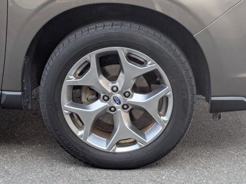 Used 2017 Subaru Forester 2.5i Touring AWD/4WD image 11