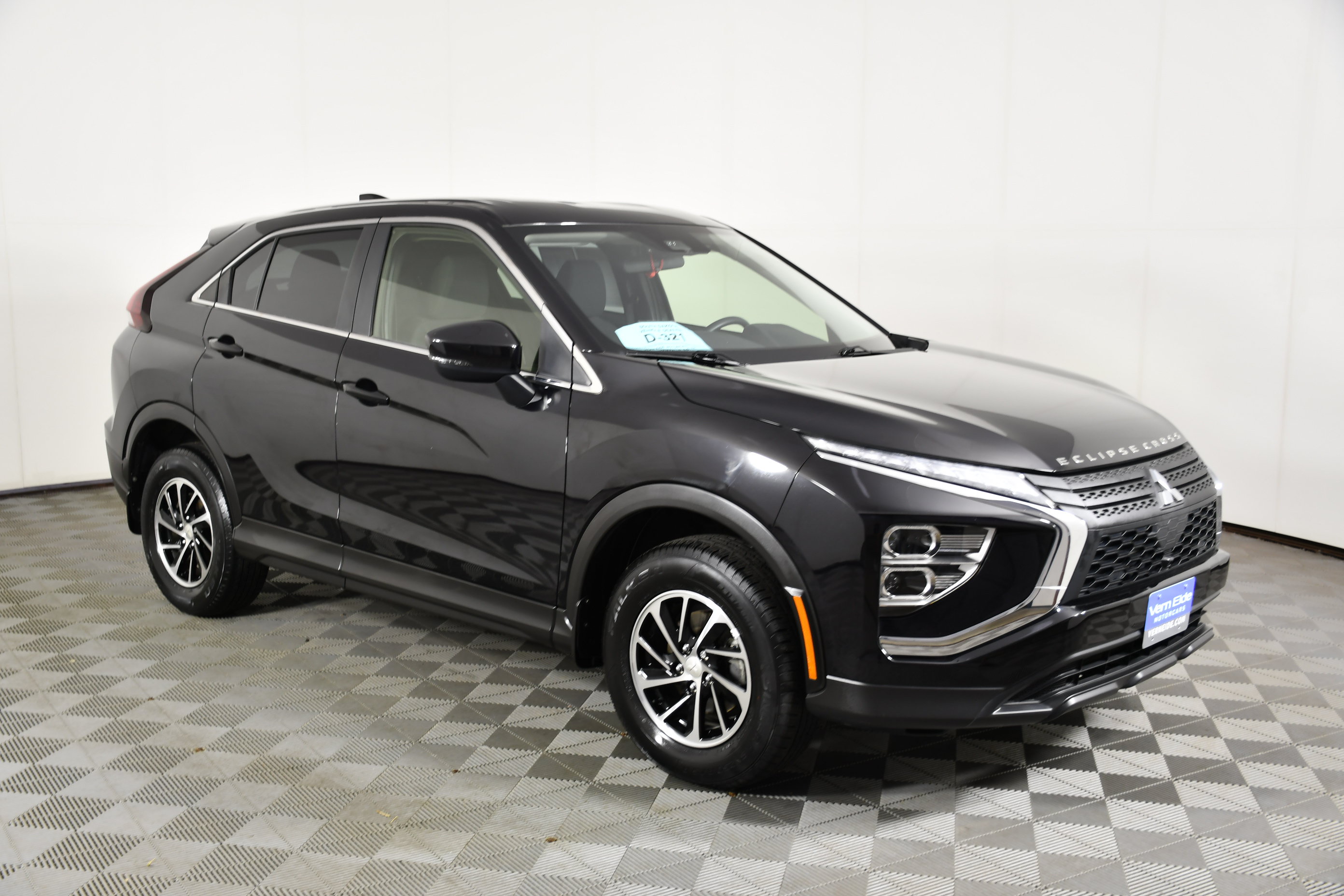 Used 2024 Mitsubishi Eclipse Cross ES AWD/4WD image 4
