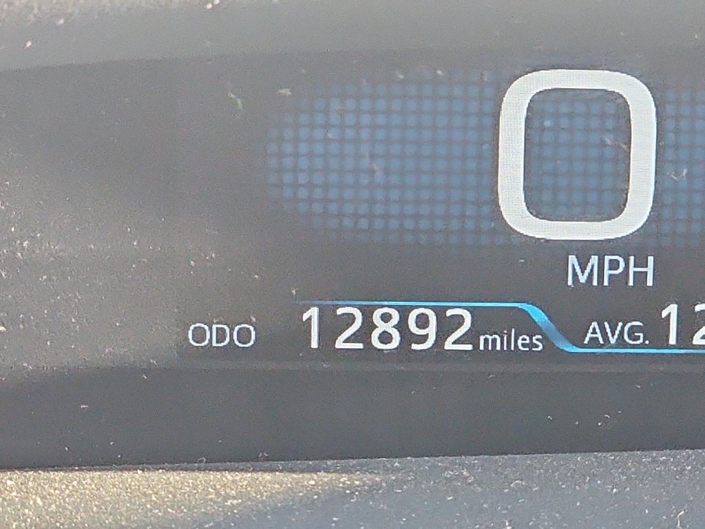 Used 2022 Toyota Prius Prime XLE FWD image 17