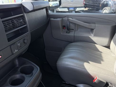 Used 2021 Chevrolet Express 2500 w/ Communications Package image 15