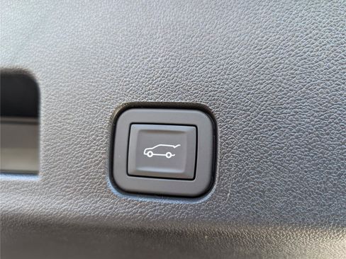 New 2026 Chevrolet Traverse Z71 image 11