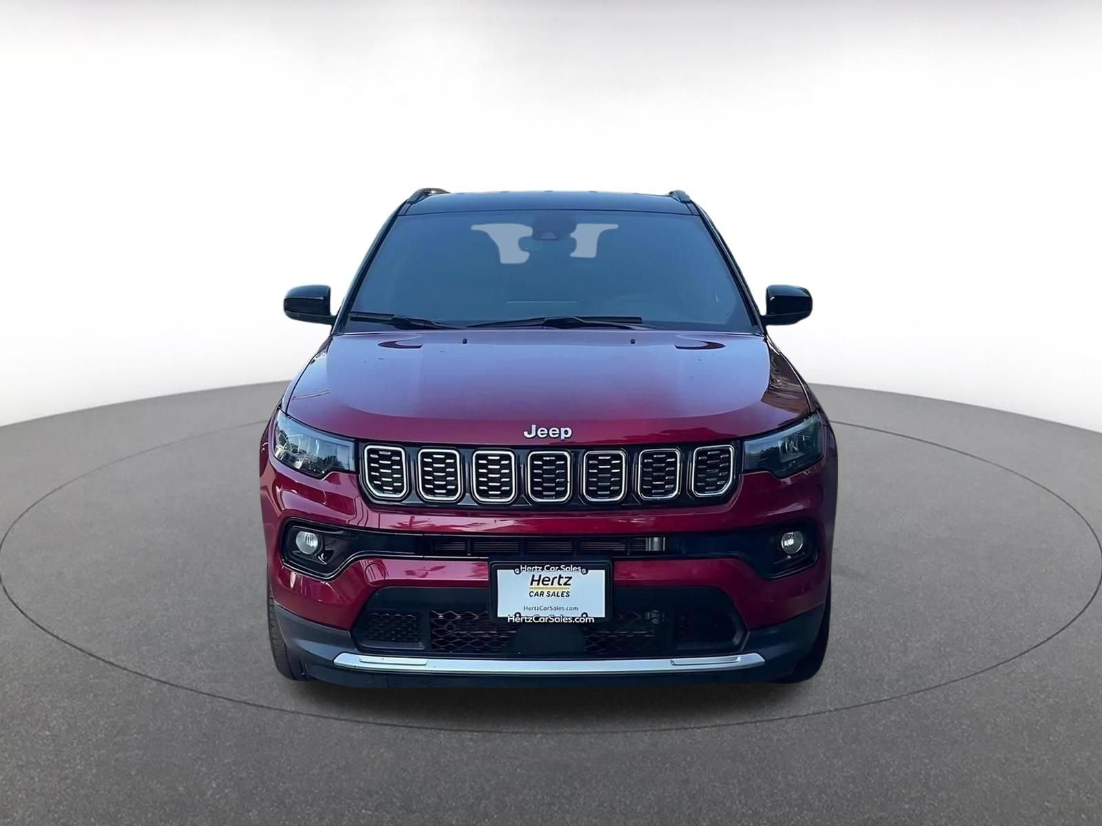 Used 2025 Jeep Compass Limited AWD/4WD image 4
