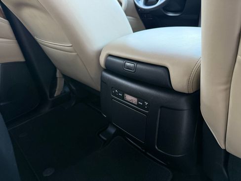 Used 2024 Nissan Armada SL w/ Captain's Chairs Package image 32