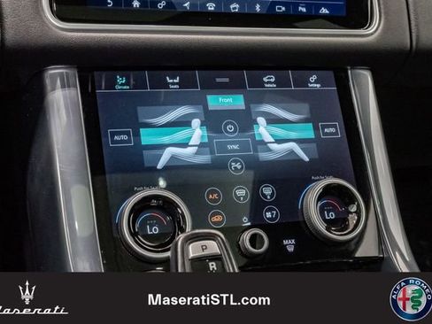 Used 2020 Land Rover Range Rover Sport HSE AWD/4WD image 16