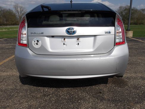 Used 2015 Toyota Prius Two image 34