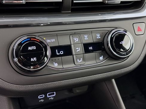 New 2025 Buick Envista Preferred w/ Convenience I Package image 16