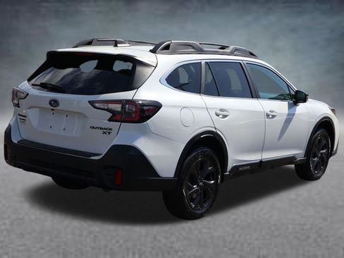 Used 2021 Subaru Outback Onyx Edition XT w/ Tech Package 3 AWD/4WD image 3