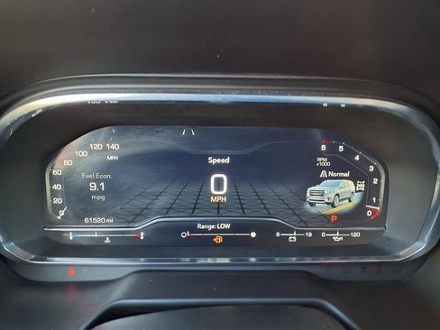 Used 2024 GMC Yukon XL SLE image 33