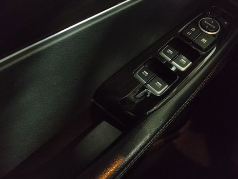 Used 2020 Kia Sorento S image 27