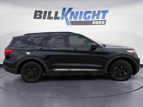 Used 2020 Ford Explorer XLT RWD image 6