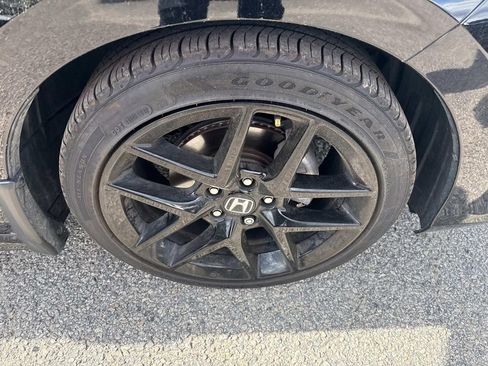 Used 2024 Honda Civic Sport image 10