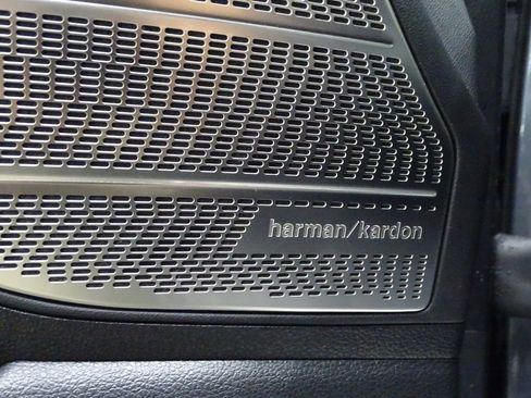 Used 2021 Hyundai Palisade Limited image 22