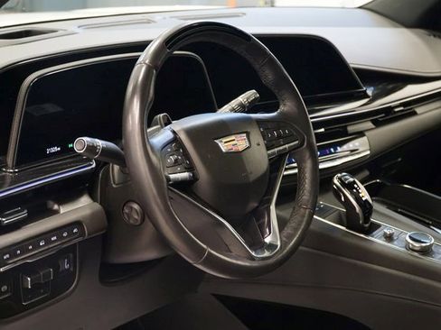 Certified 2024 Cadillac Escalade Sport w/ LPO, ONYX Package image 11