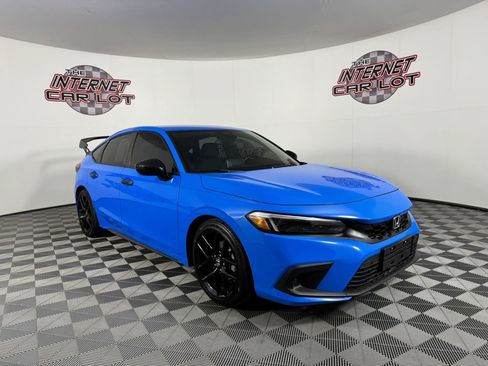 Used 2023 Honda Civic Sport image 9