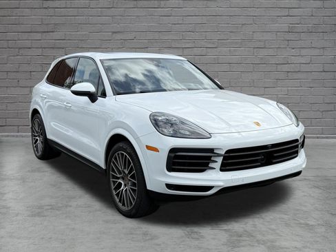 Used 2023 Porsche Cayenne Platinum Edition AWD/4WD image 11