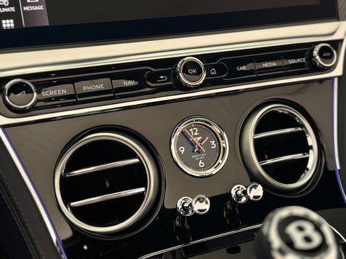 New 2024 Bentley Continental GT V8 image 46