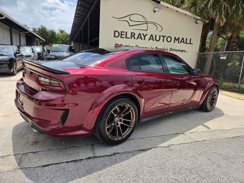 Used 2021 Dodge Charger SRT Hellcat w/ Harman/Kardon Audio Group RWD image 5