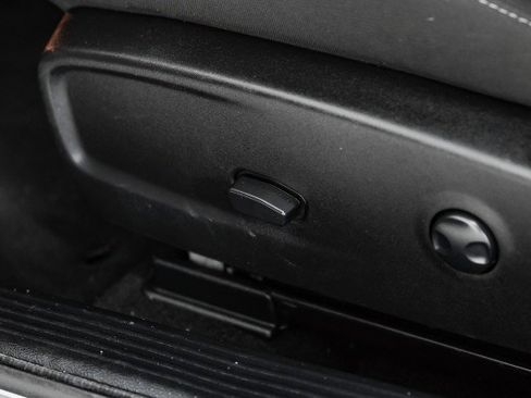 Used 2023 Dodge Challenger GT w/ Blacktop Package image 28