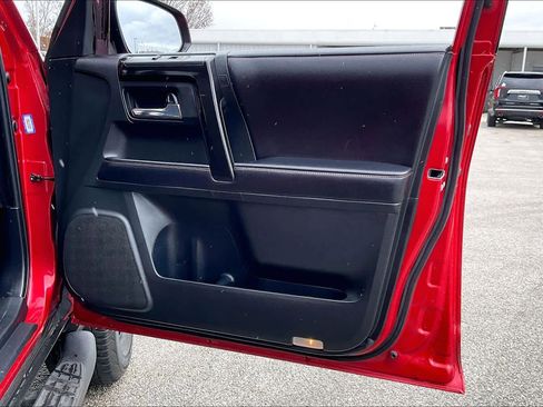 Used 2017 Toyota 4Runner TRD Pro image 40