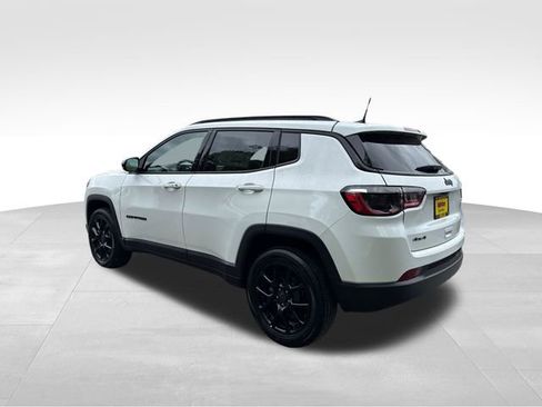 New 2026 Jeep Compass Latitude AWD/4WD image 5