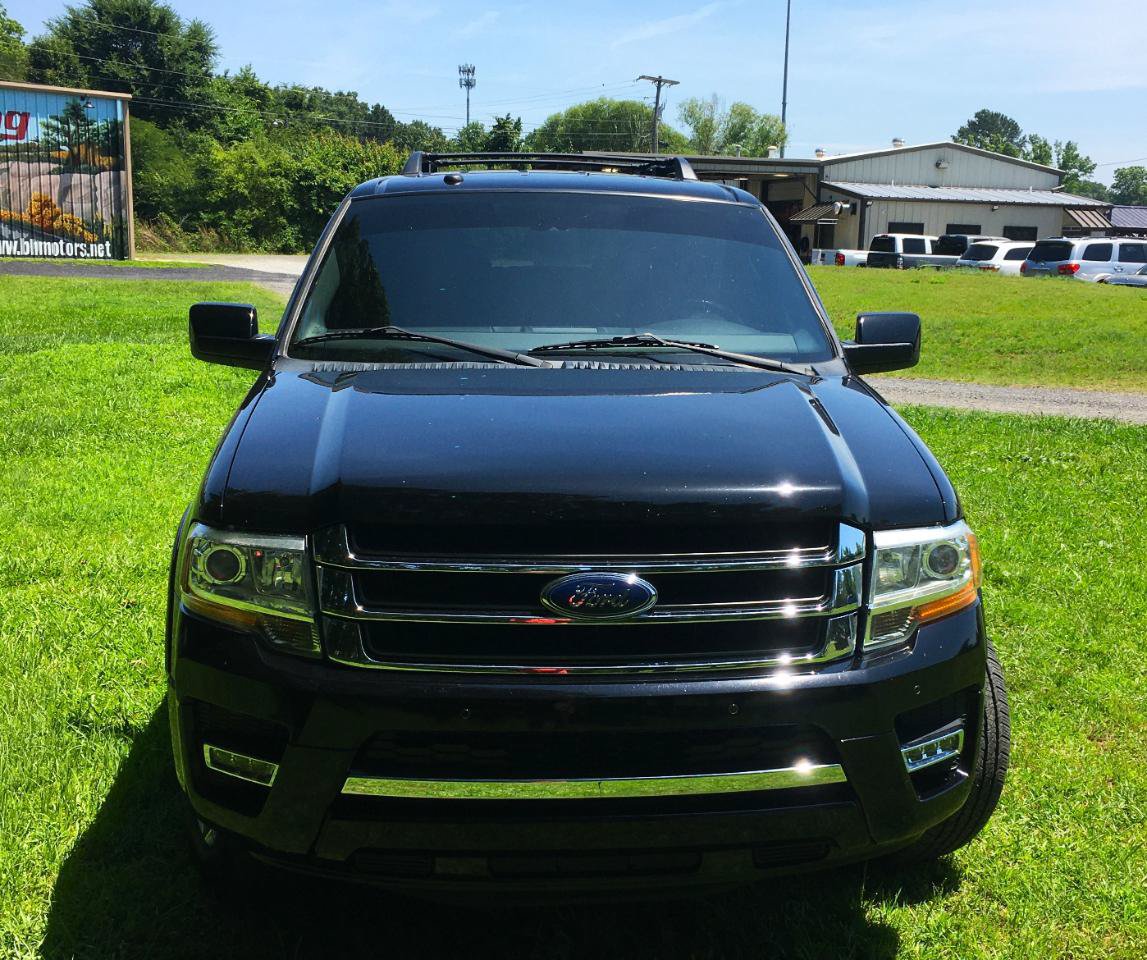 Used 2017 Ford Expedition Limited RWD image 5