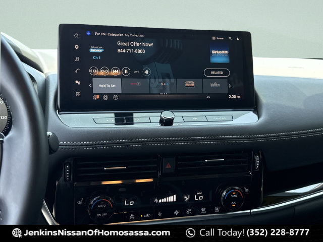 Certified 2025 Nissan Rogue SL FWD image 37