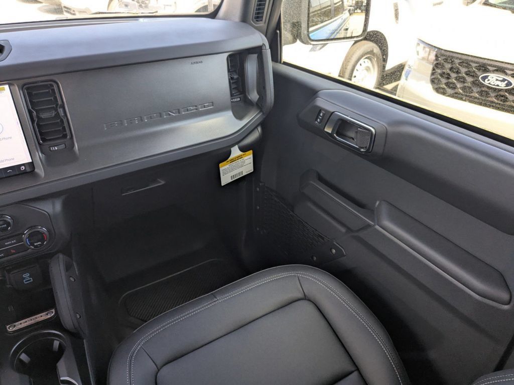 New 2025 Ford Bronco Badlands AWD/4WD image 17