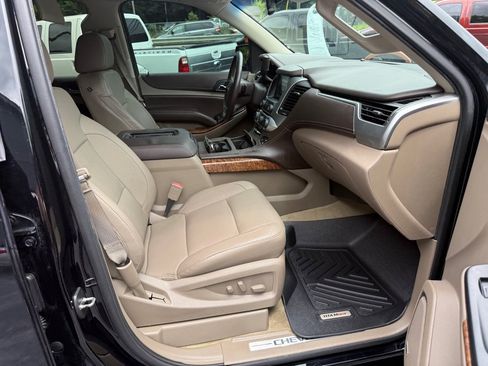 Used 2015 Chevrolet Tahoe LTZ AWD/4WD image 8