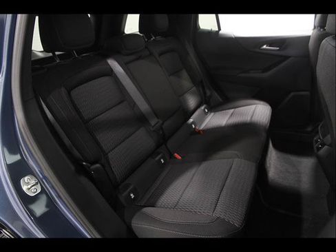 Used 2026 Chevrolet Equinox LT FWD image 17
