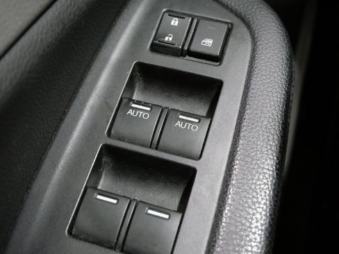 Used 2016 Honda Pilot Elite image 14