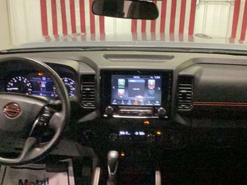 Used 2023 Nissan Frontier PRO-4X w/ Pro Convenience Package image 9