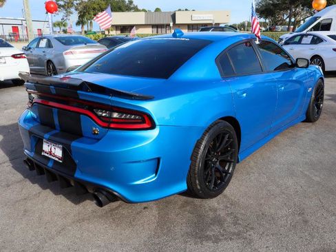 Used 2019 Dodge Charger Scat Pack w/ Dynamics Package image 7