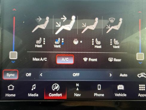 Used 2022 RAM 1500 Laramie AWD/4WD image 33