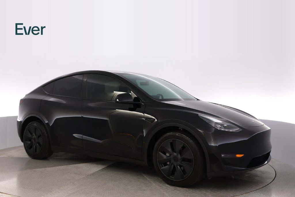 Used 2024 Tesla Model Y Long Range AWD/4WD image 14