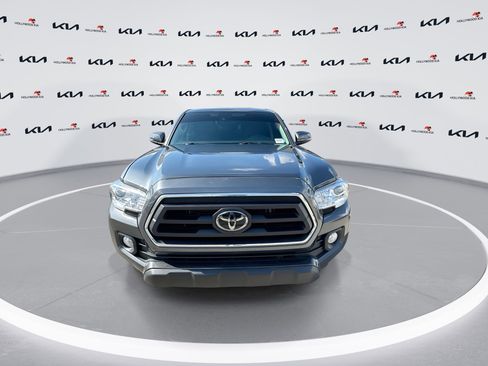 Used 2022 Toyota Tacoma SR5 image 3